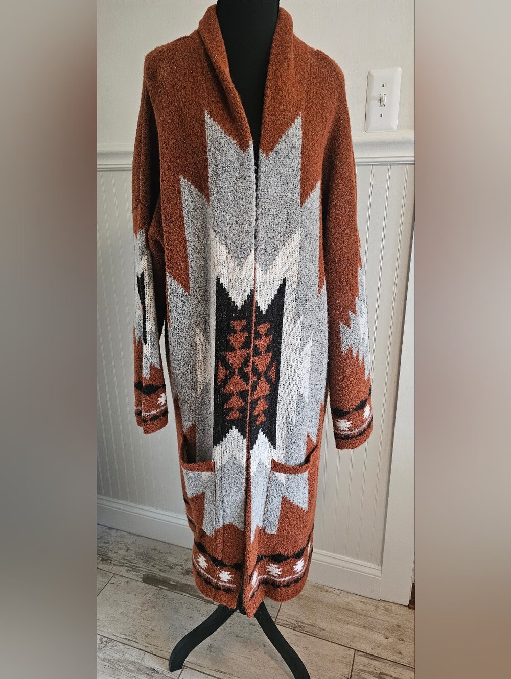 Snails & Cinnamon Cozy Aztec Open-Front Cardigan Sweater - Rust/Gray XL